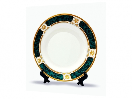 7.5&#039;&#039; Rim Plate with Green Design